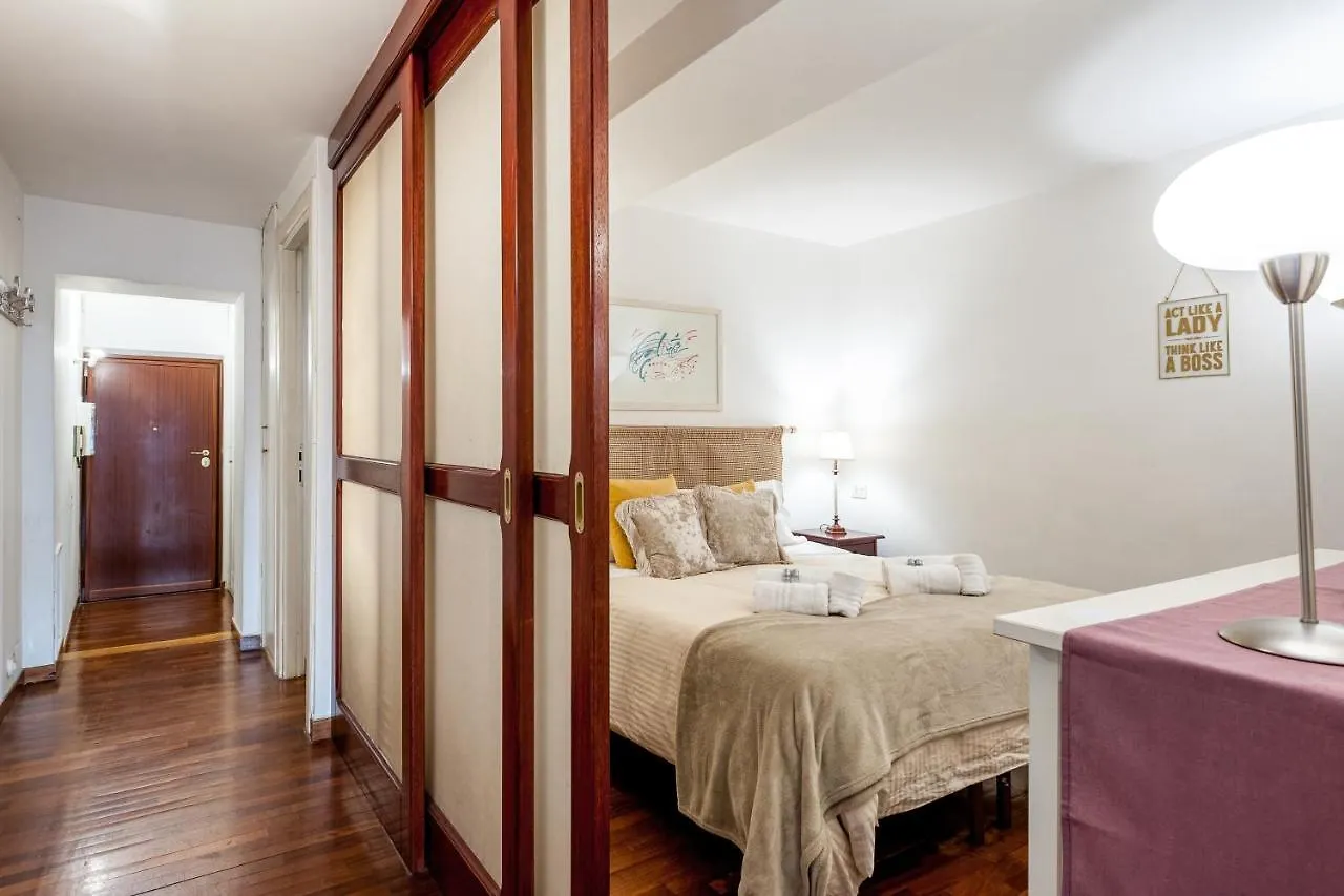 Irex Popolo Square Private Apartment